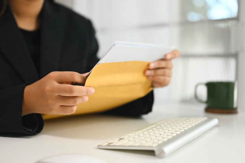 A Business's Guide to Handling Confidential Documents